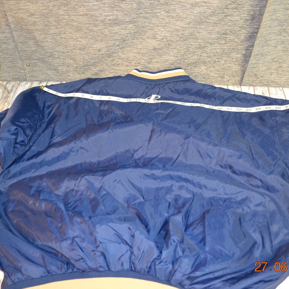 Size XL Vintage Notre Dame Pullover - Picture 4 of 8